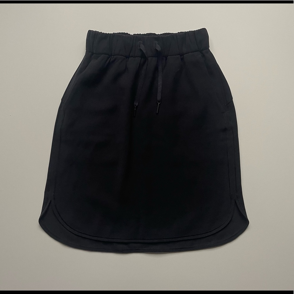 BNWOT Lululemon On The Fly Skirt *21"